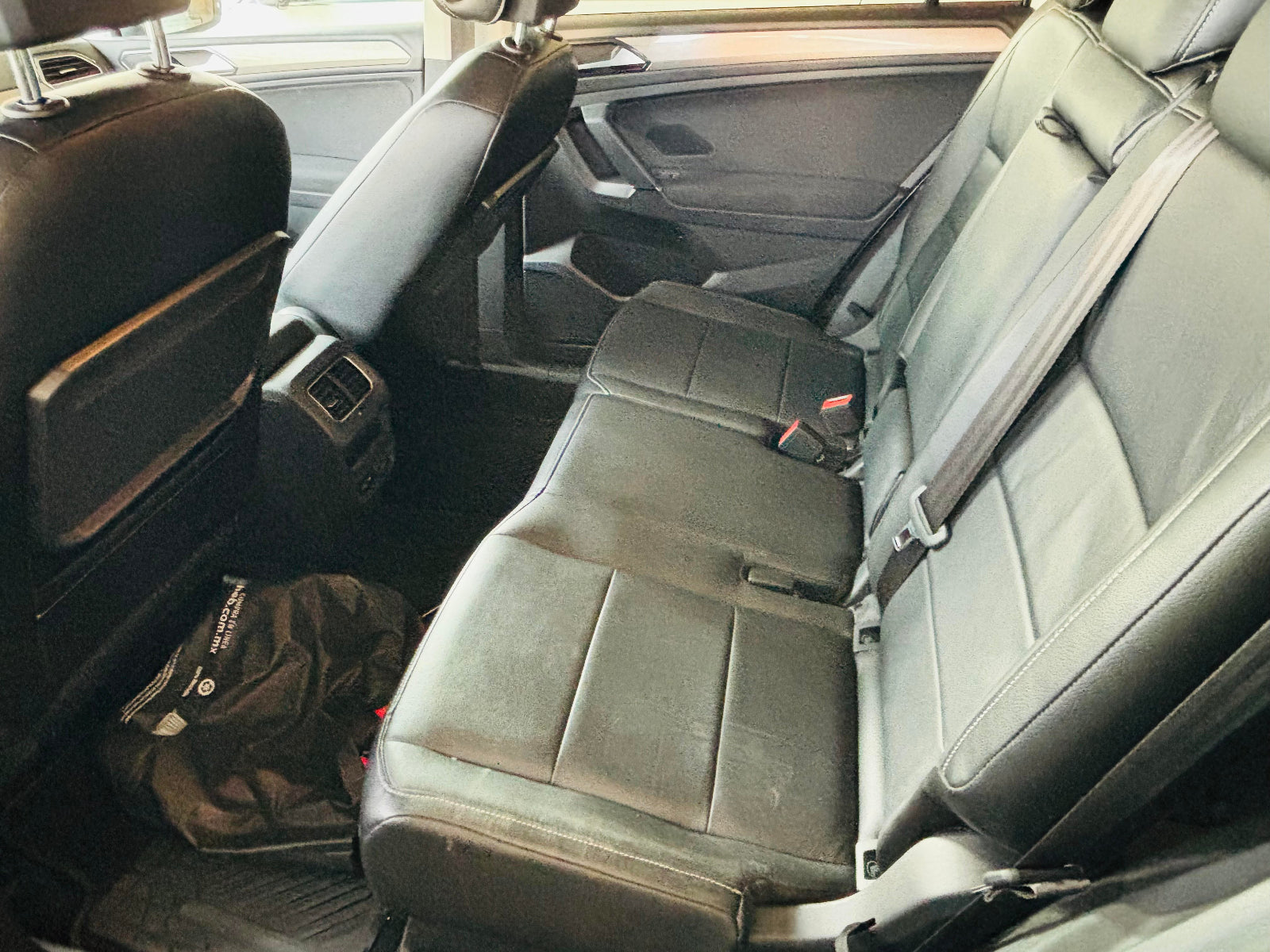 Asientos traseros cómodos en piel Tiguan 2018